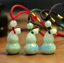 Free Shipping - 3 lovely NATURAL green jade carved calabash charm pendant / neck - $20.00