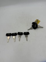Lot of 7 GM Plastic Head Blank Keys 593746 - £11.05 GBP