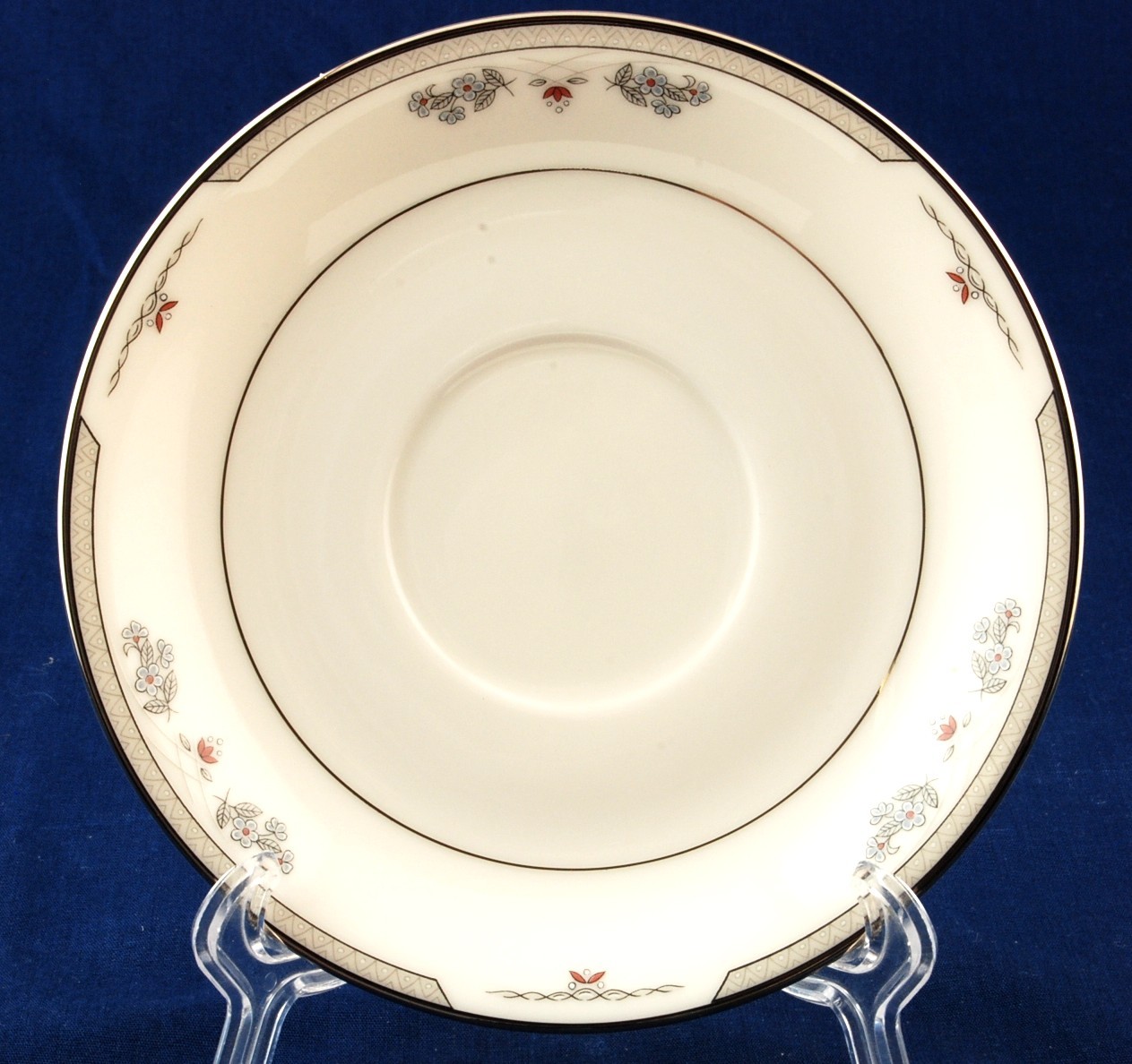 Gorham Serena Fine China 6" Saucer Platinum Trim Item image 2