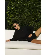 Accolade Crew Neck Pullover - $1,100.64 MXN