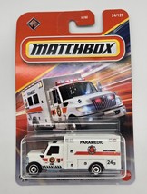 Matchbox Paramedic International Terrastar Rescue Ambulance Truck 24/125... - $138.29 MXN