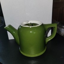 Vintage Hall Green Teapot Small, but Clean - £7.75 GBP