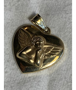 14K Yellow Gold Hollow Heart 1.58g Cherub Pendant - $138.55