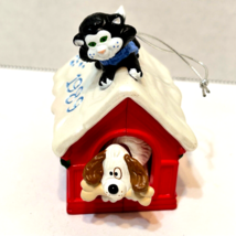 Vintage 1989 Hallmark Keepsake Christmas Ornament Lets Play Dog and Cat 2.5x3&quot; - £8.29 GBP