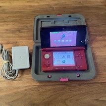 Nintendo 3DS Red CTR-001 Handheld Console w/ Charger and Case Tested - £134.05 GBP