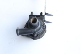 2004-2007 VOLKSWAGEN TOUAREG ENGINE AUXILIARY WATER PUMP J2009 image 3