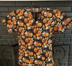 Peaches Nursing Scrub Top Pumpkins Ghosts  Halloween Women’s M - £5.58 GBP