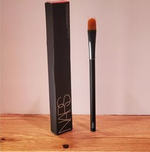 Nars #12 Cream Blending Brush - £19.95 GBP