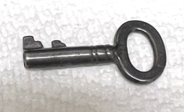 Antique Metal Key Miniature 1 1/4 Inch Dark Metal Steampunk N - $12.38