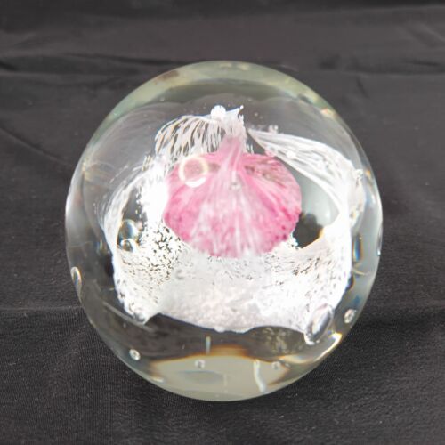 Primary image for Art Glass Hand Blown Pink Medusa On Doily Dynasty Gallery Paperweight, 2.75"d