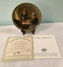 Vtg Norman Rockwell Collector Plate &quot;A Family&#39;s Full Measure&quot; Limited Ed # 1024D - £21.38 GBP