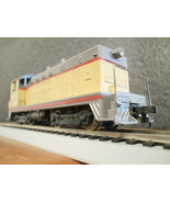 Revell HO SW-7 Diesel Locomotive Switcher UNION PACIFIC 3550 Runs Lights  - $40.00