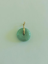 18K Solid Yellow Gold Round Donut Natural Jade Pendant Charm Light Green - £315.40 GBP