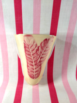Sweet Vintage Shawnee Art Pottery USA Pink Leaves Blue Trim Wall Pocket Vase - £18.99 GBP