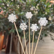 50Pcs Christmas Fruit Sticks Snowflake Tree Bamboo Disposable Xmas Decor... - $16.05 CAD