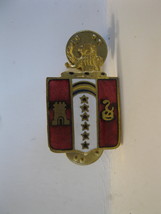 (BX-1) Vintage 1.25&quot; Crest Military Pin: Gemsco, 6 stars, lion, castle, ... - $20.00