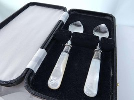 c1900 Jam/Condiment spoon set with mother of pearl handles in wood box. - £71.22 GBP