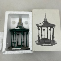 Department 56 5513-1 Town Square Gazebo | Heritage Village Collection - £9.69 GBP