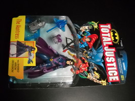 Kenner Hasbro Total Justice League Huntress 1997 Still Factory Sealed on... - $11.99