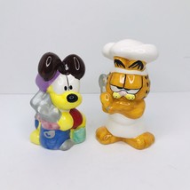 Garfield And Odie Chef Novelty Salt And Pepper Shaker Set Ceramic Collectible - £23.64 GBP