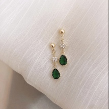 18K Gold Plated Teardrop Shape Green Emerald Dangle Drop Earrings for Women - £8.92 GBP