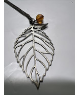 Leaf W Beads Long Adjustable Silver Tone Necklace Vintage ￼ - $20.74 CAD