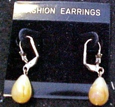 Tear Drop Earring - Pierced Ears - $4.50