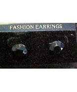 Black Button Earring - Pierced Ears - £3.35 GBP