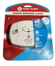 FIRST ALERT CO605 Carbon Monoxide Plug-In Alarm with 9V Battery Backup~New - $19.62