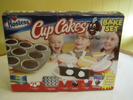 Hostess Cup Cakes Bake Set - $75.00