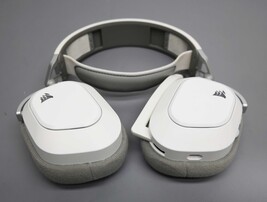 CORSAIR HS80 RGB Wireless Gaming Headset for PC, Mac, PS5, PS4 - White image 8
