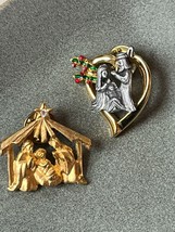 Lot of Goldtone Jesus in The Manger Nativity &amp; Mary &amp; Joseph in Open Heart Chris - £9.83 GBP