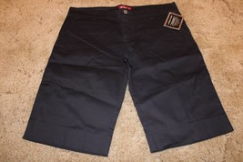 Dickies AH101 Girl's Shorts Stretch Fabric Black Shorts Size 13 36 in. x 13 in. - $12.82