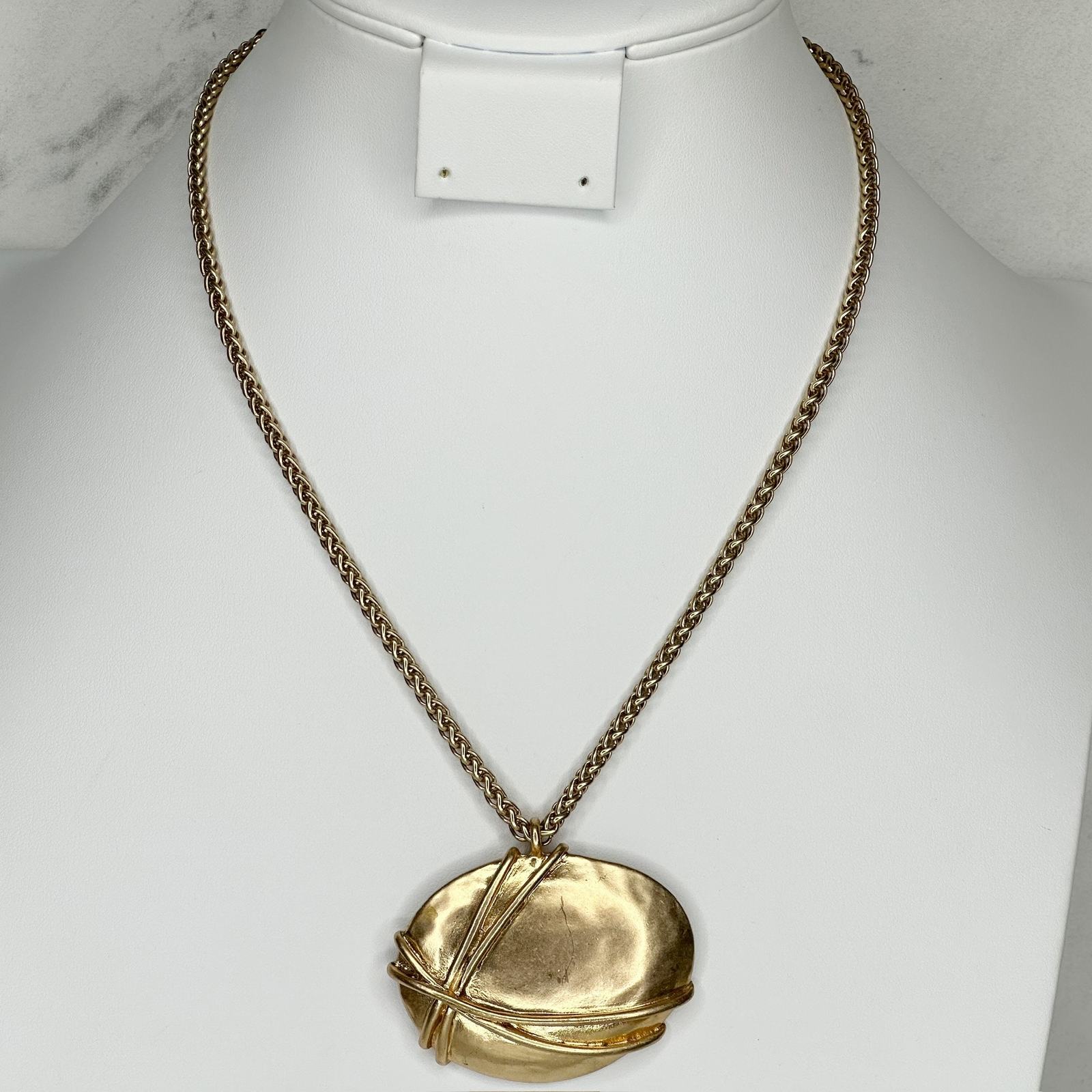Primary image for Chico's Hammered Metal Pendant Gold Tone Necklace