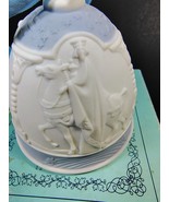Lladro 1990 Christmas Bell Ornament #5641 limited edition box Porcelain ... - $412.12 MXN