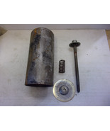 Jaguar E-Type XKE oil filter housing, bolt, washer, and spring 4.2 L - €49,90 EUR