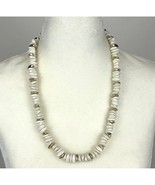 Vintage 80&#39;s White &amp; Gold-Tone Chunky Beaded Necklace - $276.80 MXN