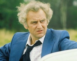 John Thaw classic as Jack Regan in blue suit The Sweeney TV 8x10 inch photo - £7.79 GBP