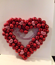 14&quot; Valentine Heart Shaped Ornament Wreath - £13.46 GBP
