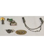 vintage jewelry pins - $13.47 CAD