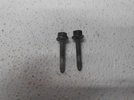 2013 Dodge Dart Trunk Lid Bolts Left Or Right - $556.66 MXN