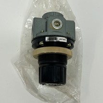 SMC Air Regulator AR200P 7~100PISG Made in Japan - $338.68 MXN
