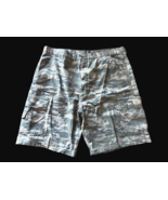 Wrangler Cargo Camo Shorts Size 42 Mens Relaxed Fit NEW Pockets Y2K - $67.55 CAD