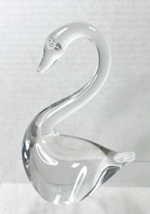 Parka Hand Cut Crystal Swan 5 3/4 inch Paperweight Original Foil Tag - $18.32