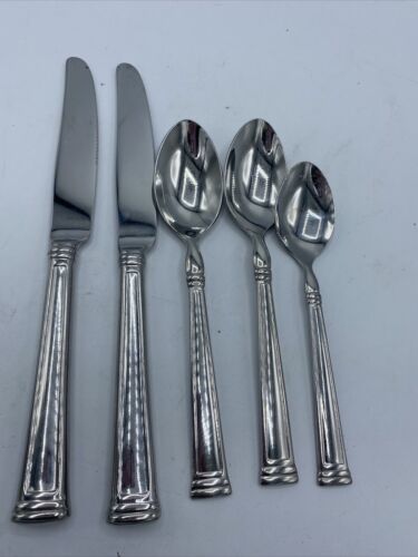 Esquire by Lenox Heavyweight 18/10 Glossy Stainless Solid 5 Pieces Knive & Spoon - $36.62