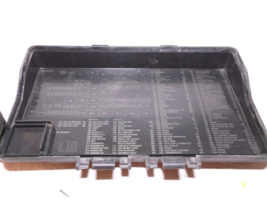 LID/COVER  FOR  16-19  RAM 1500/3.0L DIESEL /POWER DISTRIBUTION CENTER/FUSE/BOX image 3