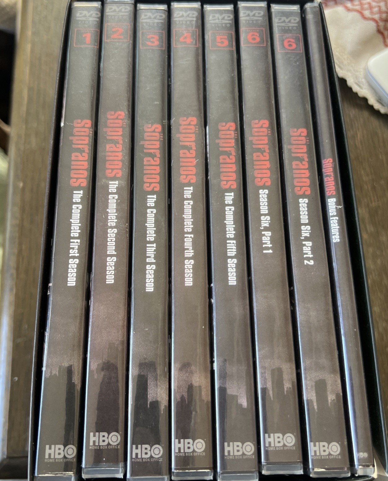 The Sopranos - The Complete Series (DVD, 2014, 30-Disc Set, Box Set) Item image 2