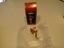 Muhammad Ali RARE Hallmark Christmas Keepsake Ornament boxing 1999 handcrafted - £24.40 GBP