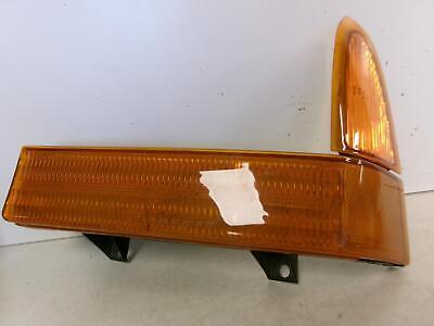 Fits 1999 2000 Ford F250 F350 F450 F550 Driver LH Lower Turn Signal Ligh... - $12.74