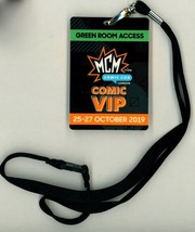 George Perez Collection ~ 2019 MCM Comic Con / COMIC VIP Pass / Badge w/ Lanyard - £23.67 GBP